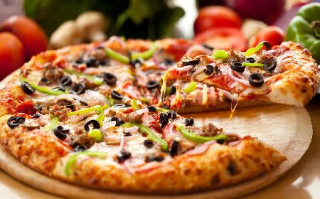 Idealna włoska pizza: oryginalny przepis
