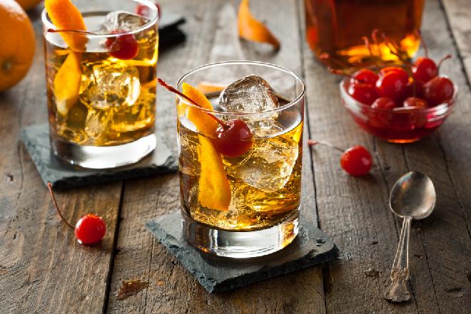 Drink z whisky: podajemy dobry przepis na orzeźwiający drink