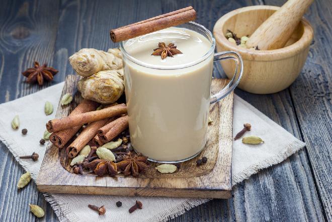 Koktajl króla Karola: przepis na mlecznego drinka bezalkoholowego